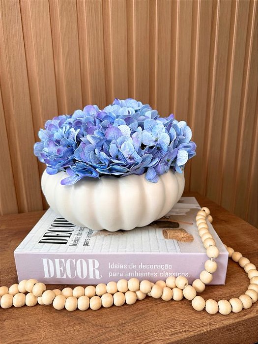 decoracao com hortensias brancas
