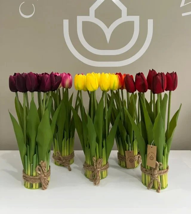 decoração de inverno com tulipas