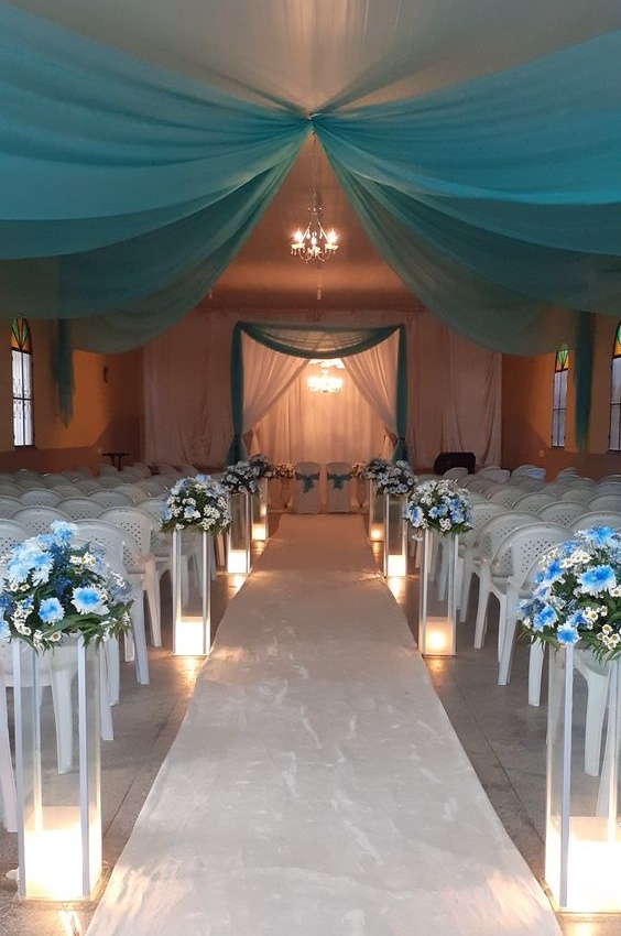 Mesa Posta Azul: Dicas para uma Decoração Charmosa e Equilibrada