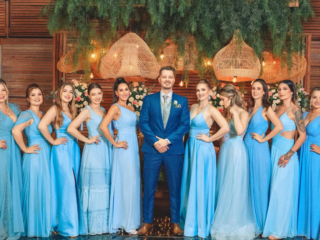 decoração de casamento azul para praia