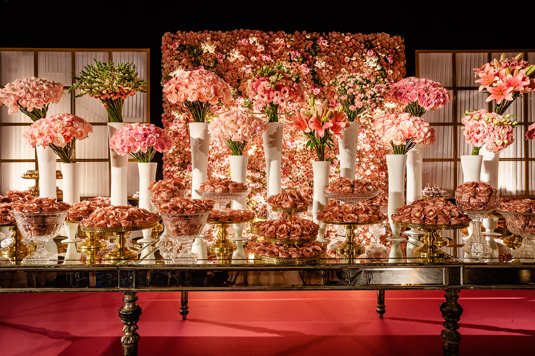 Decoração de 15 Anos Rosa Antigo: Charme Rústico e Romântico