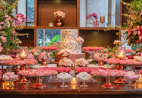 Guia Completo: Como Combinar Rosa e Dourado na Sua Festa de 15 Anos