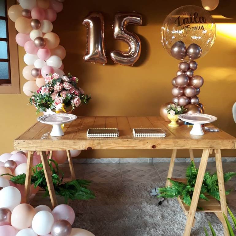 decoração festa 15 anos simples e barata
