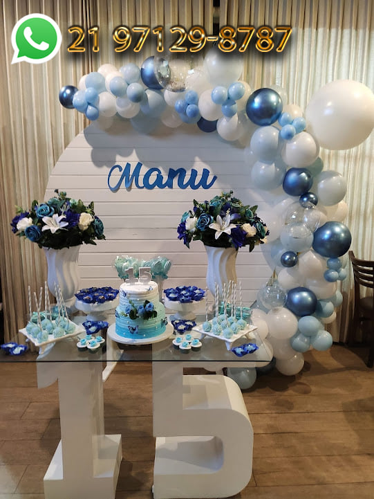 mesa de doces simples 15 anos