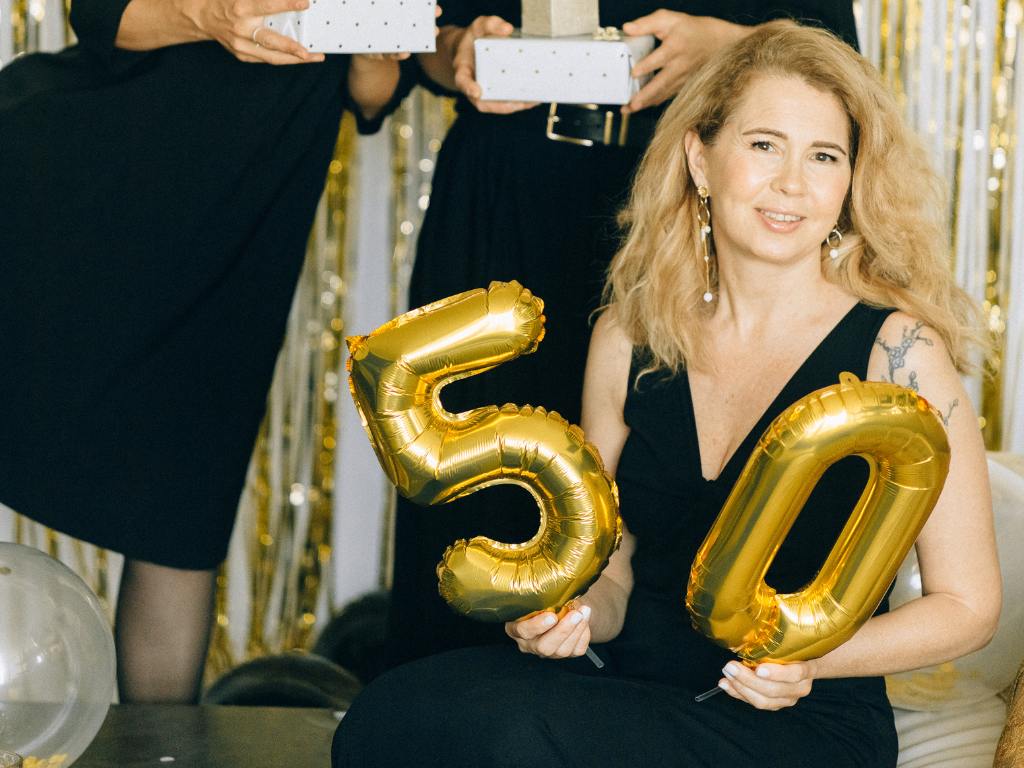 decoração de festa 50anos mulher simples