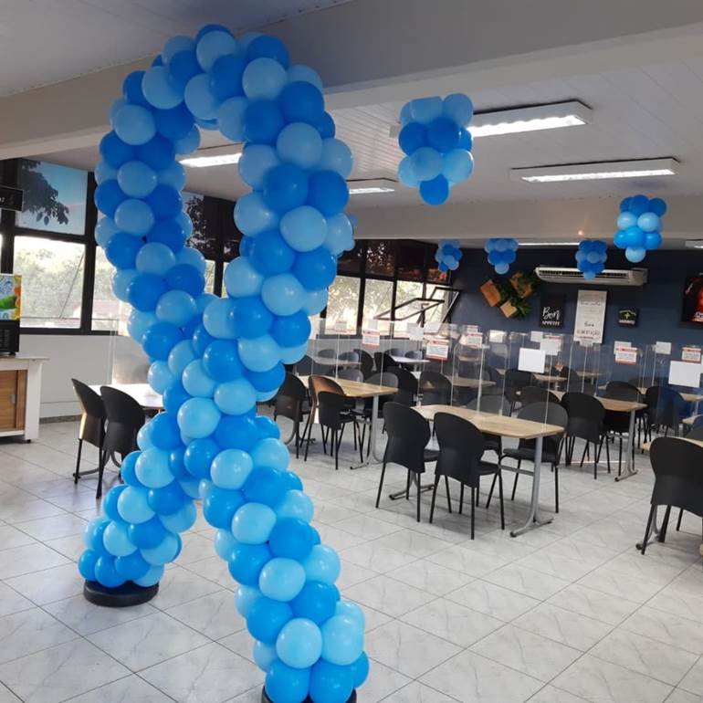 quanto custa uma decoração de festa azul completa