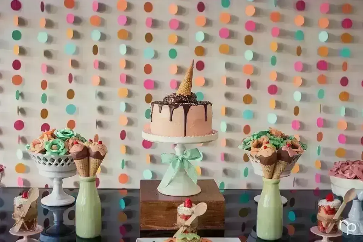decoração de aniversário simples e econômica