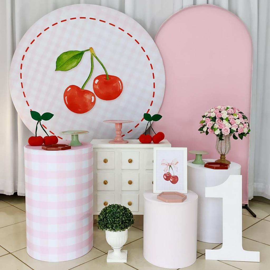 decoração festa cerejinha simples