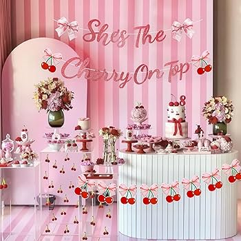 decoração festa cerejinha simples