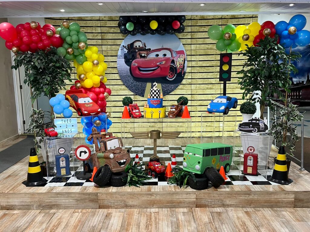 decoracao de festa com 2 temas