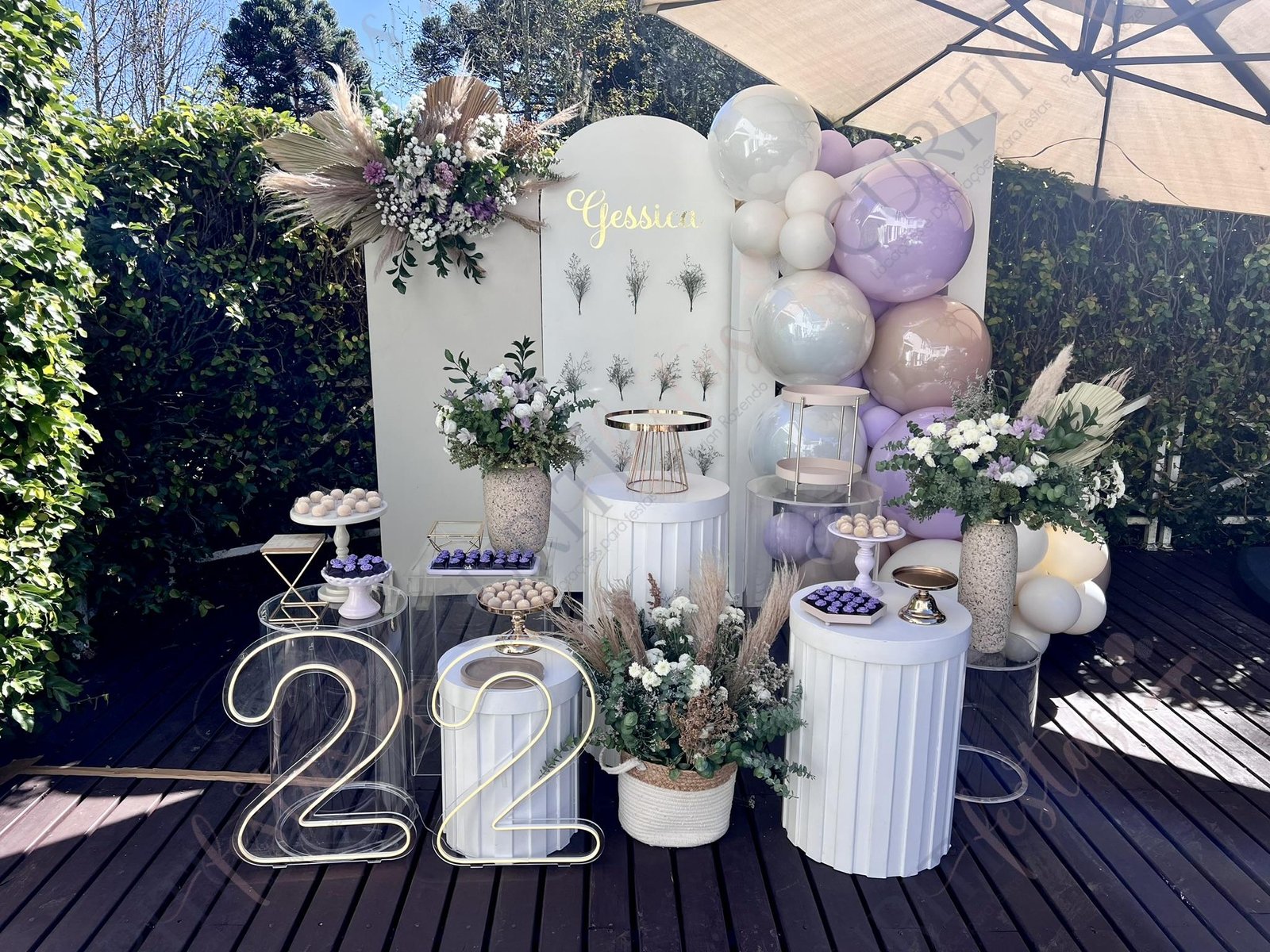 Tendências em decoração de festa com flores: Do Boho Chic ao Instagramável