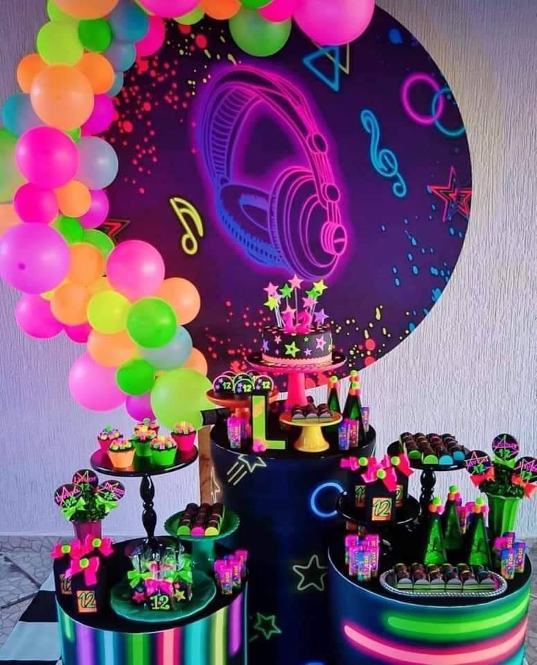 Como Criar o Cantinho de Fotos Perfeito para Sua Festa à Fantasia