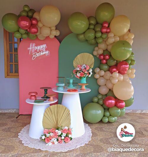 Como Escolher o Tema Ideal para sua Festa Feminina Adulta em 2025