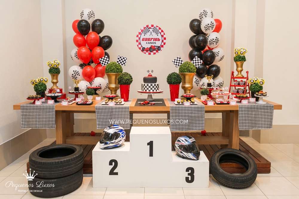 festa estilo retrô fórmula 1