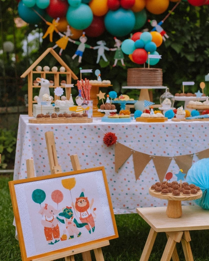 decoração de mesa de bolo festa infantil em casa