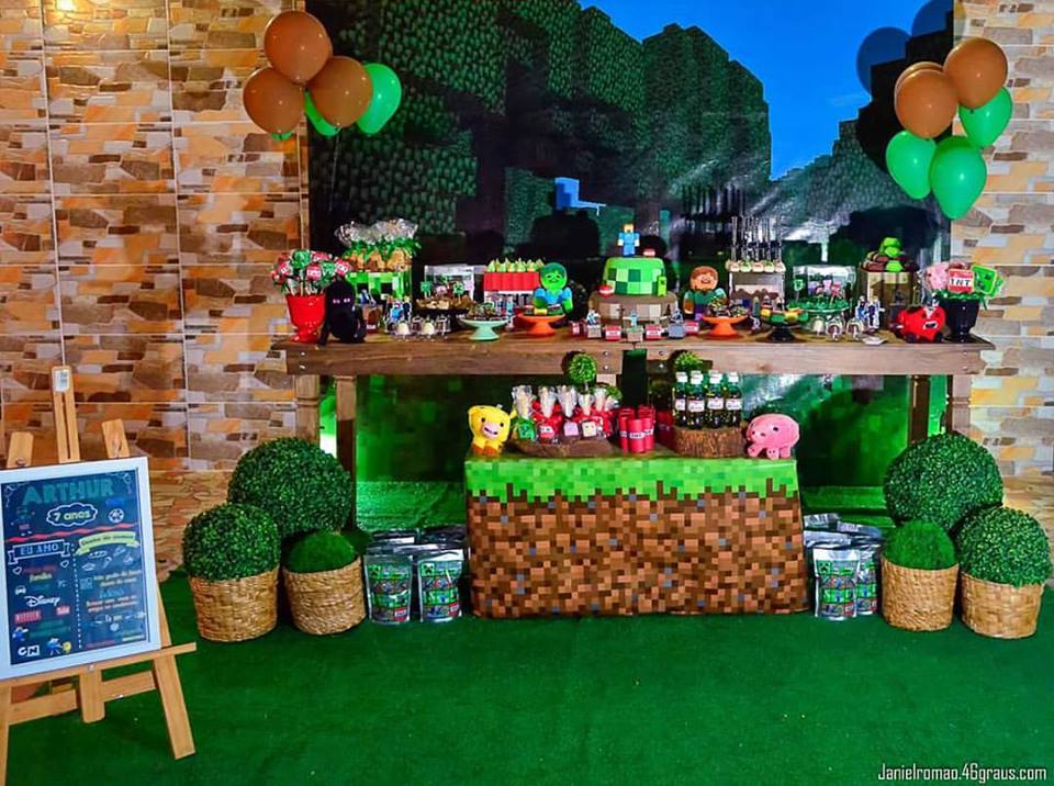 quanto custa uma decoração de festa minecraft simples
