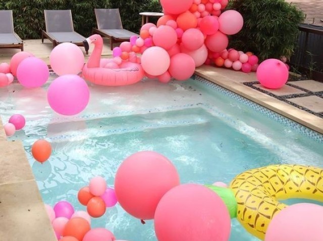 Como Escolher as Boias e Infláveis Perfeitos para sua Festa na Piscina
