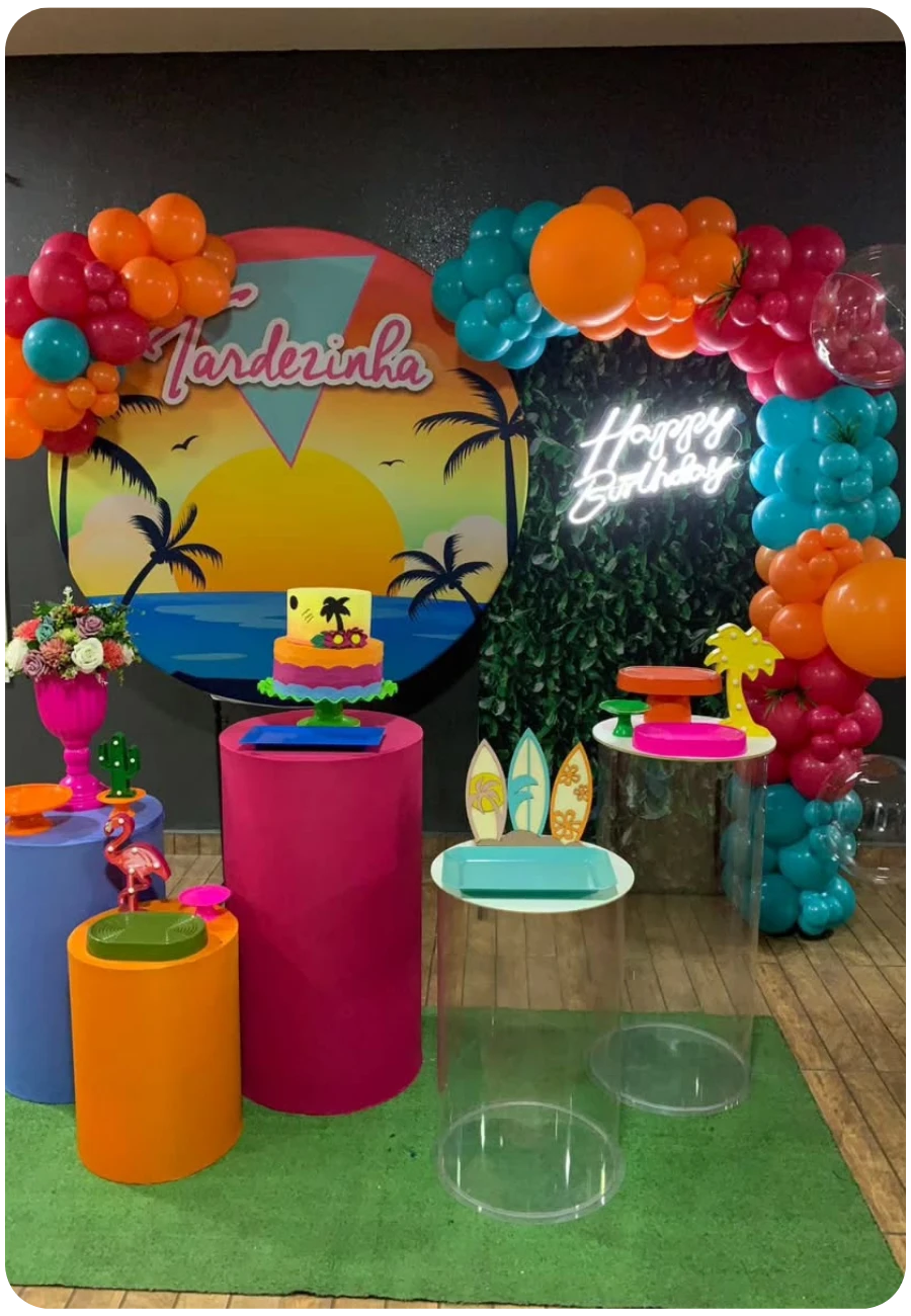 quanto custa decoração festa piscina noite