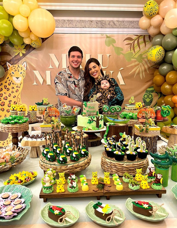 decoração de festa oncinha para menina