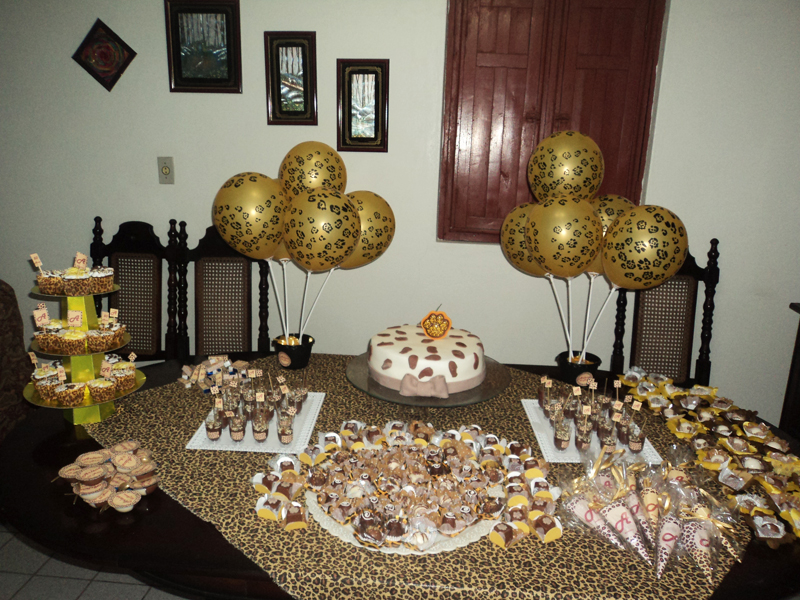 decoração de festa oncinha para chá de bebê