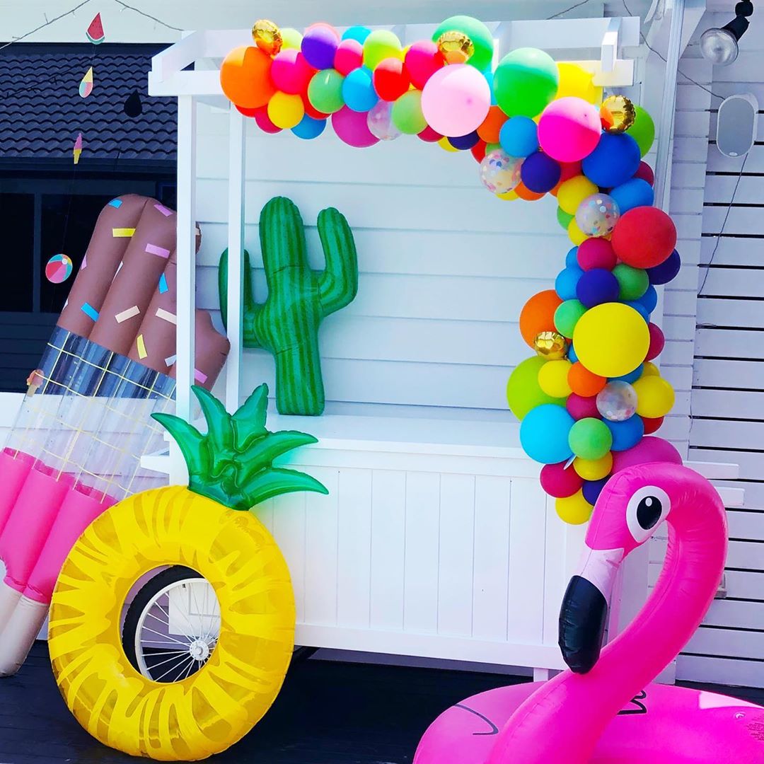 erros comuns decoração pool party