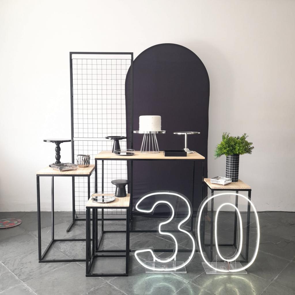 Decoração Preto e Prata: O Toque Industrial e a Harmonia com Tons Pastéis