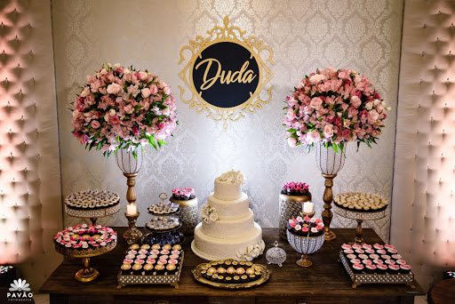 decoração de festa simples feminina