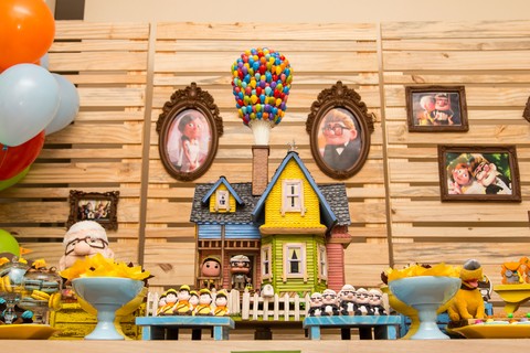 decoração up altas aventuras pequena