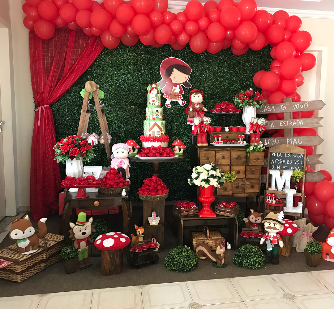 decoração de festa vermelho