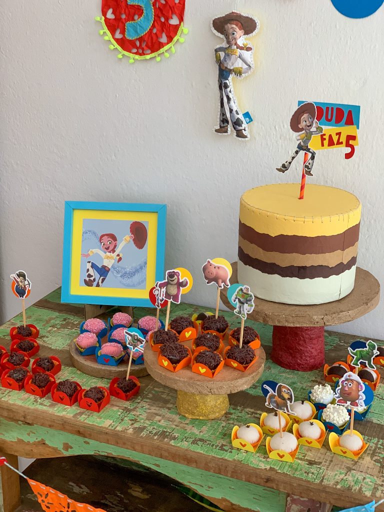 decoracao de festa woody