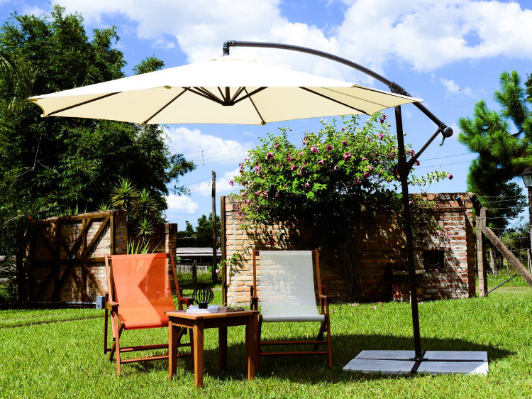 Tendências de Cores para Guarda-Sóis: Frescor e Estilo para seu Verão