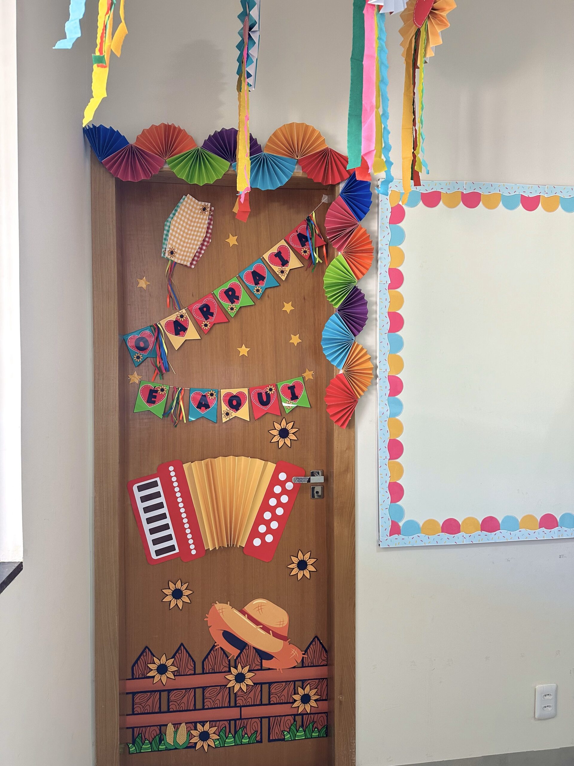 como decorar porta para festa junina