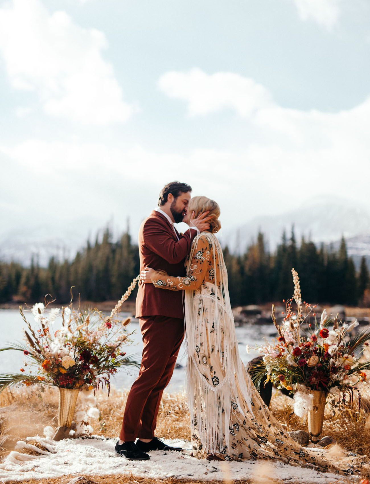 Guia Completo de Cores Terrosas para Elopement Wedding em 2025