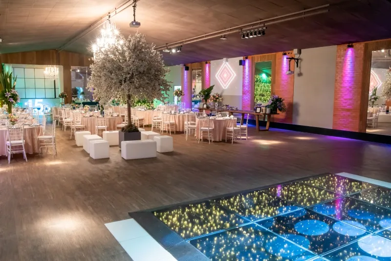 decoração festa 15 anos rose gold e branco