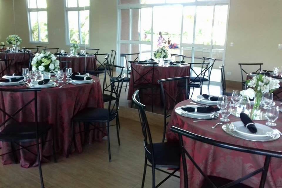 rehearsal dinner vs jantar de casamento decoração