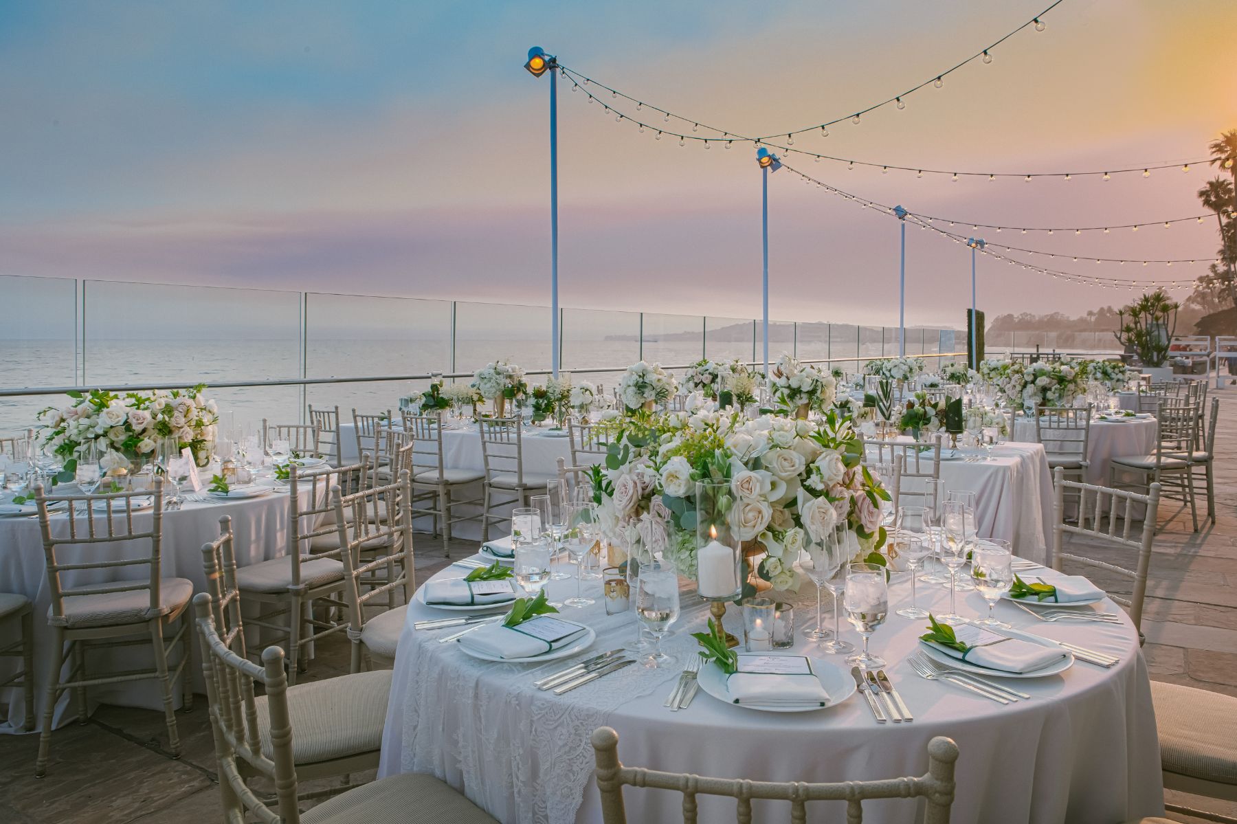 rehearsal dinner vs jantar de casamento decoração