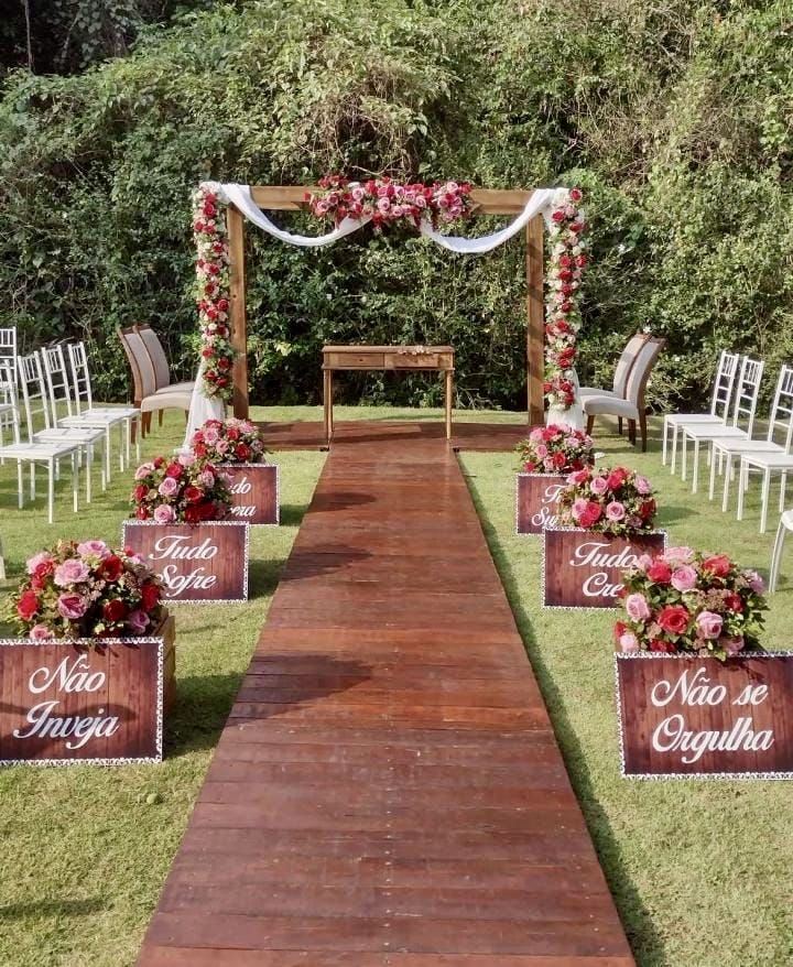 Paleta de Cores 2026: Como Integrar Tendências no Seu Casamento Rústico