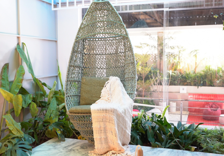 Design Biofílico para Apartamentos Pequenos: Maximizando o Verde em Espaços Reduzidos