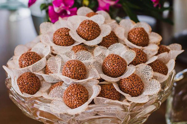 doces personalizados para festa