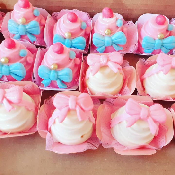 Pão de Mel e Trufas Personalizadas: Ideias Criativas para Sua Festa