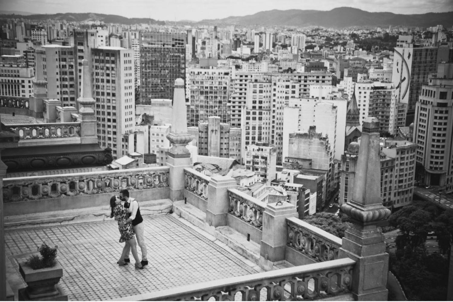 ideias de poses para ensaio fotográfico urbano