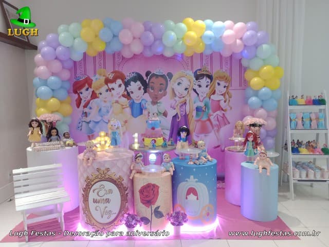 decoração de 1º aniversário luxo