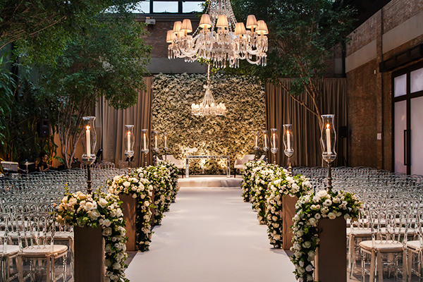 Flores e Mobiliário