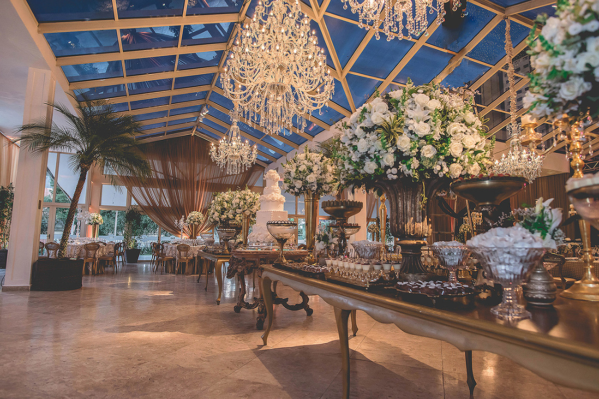 Música para Casamento Clássico: Da Cerimônia à Festa com Elegância