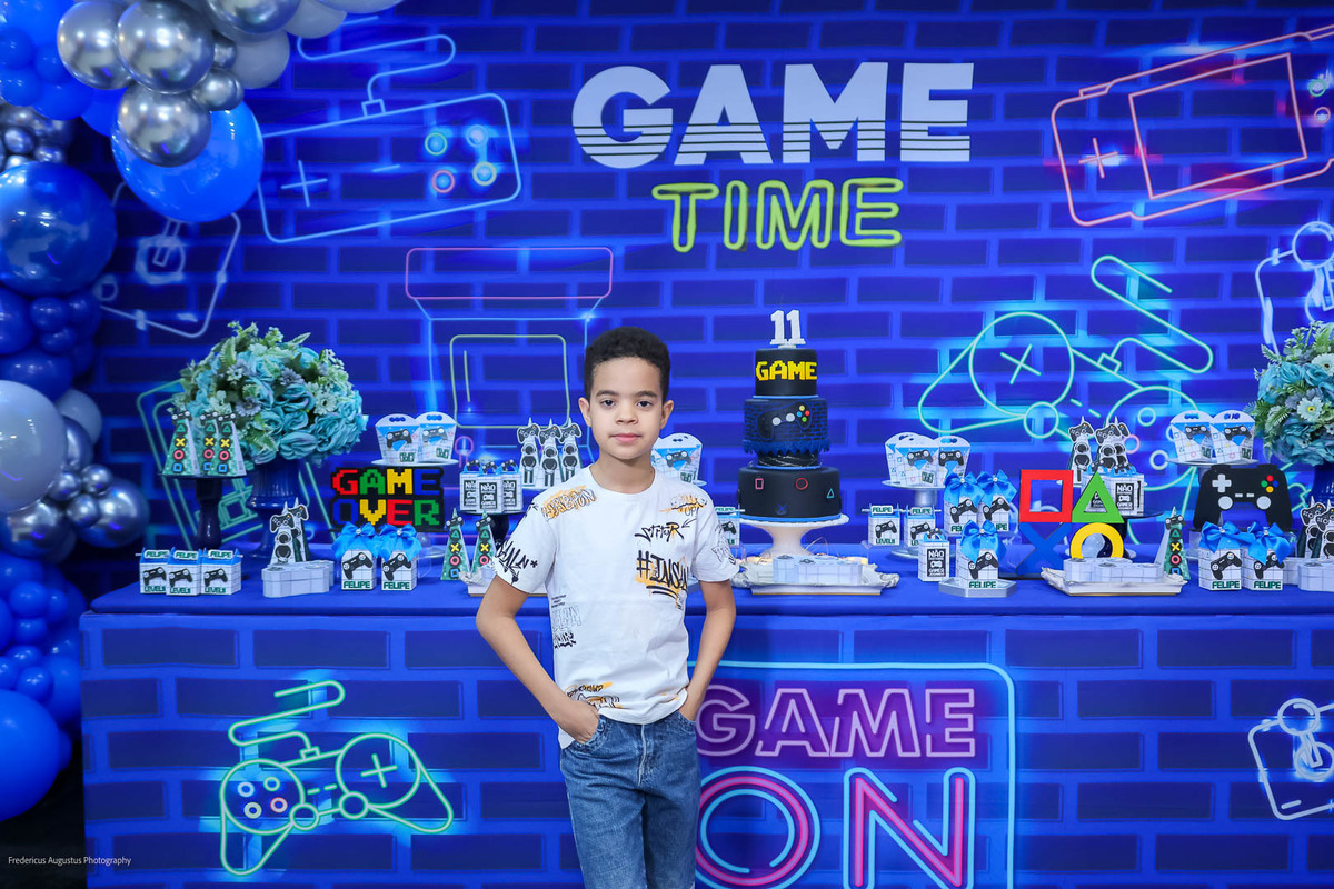 lembrancinha authentic games