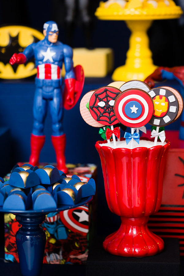 bolo capitã marvel infantil