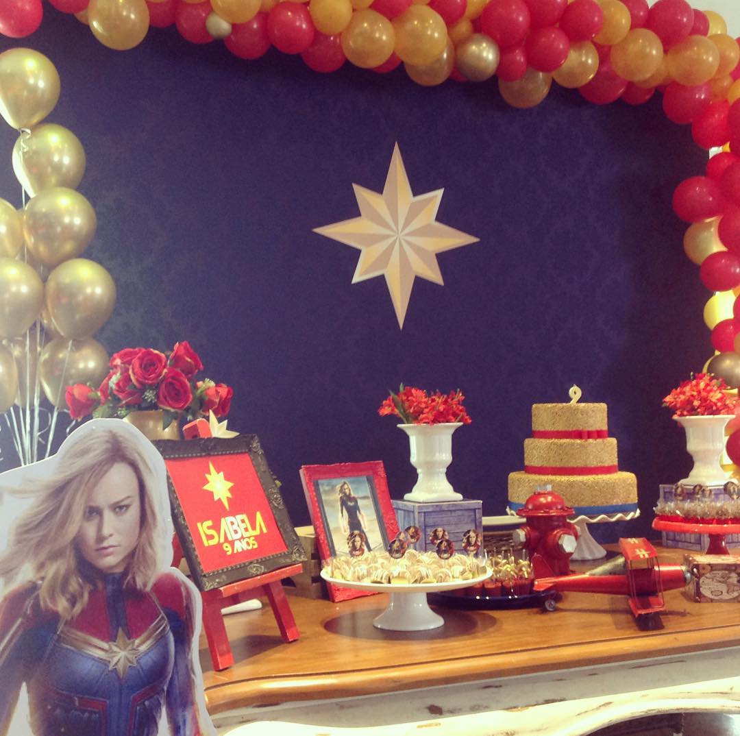 aniversário capitã marvel