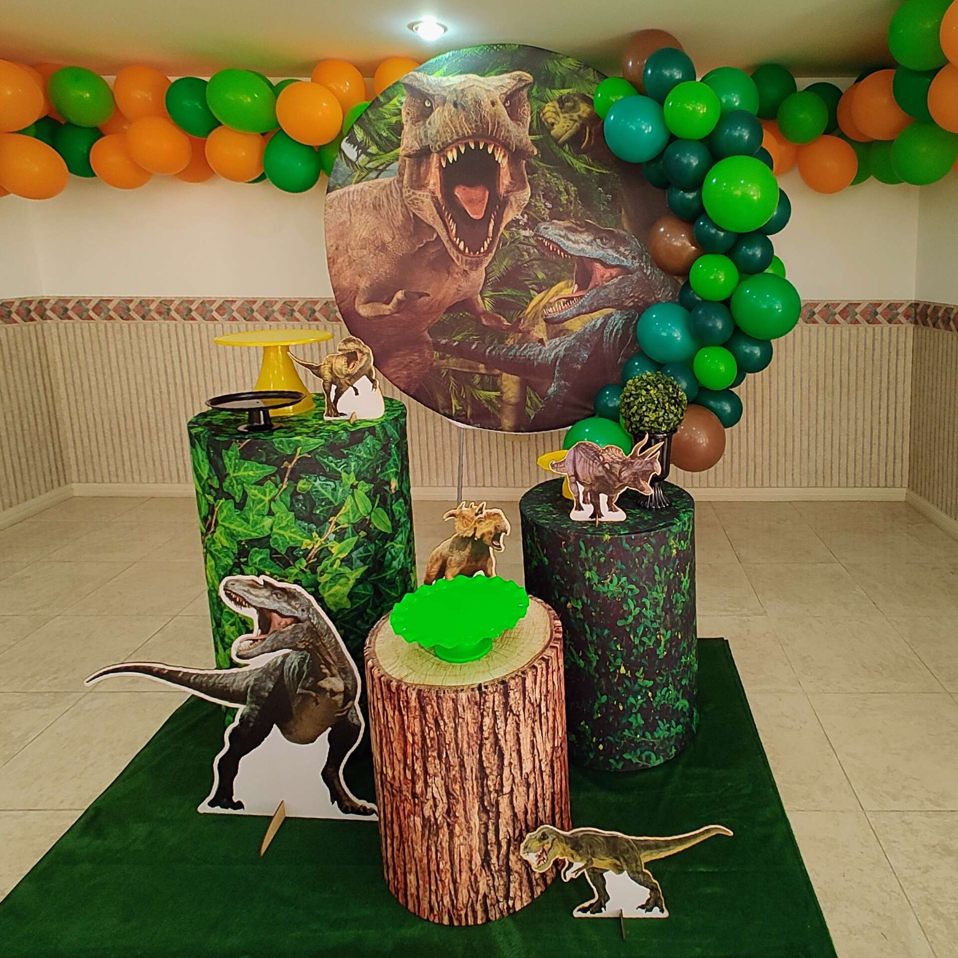 Paleta de cores festa dinossauro