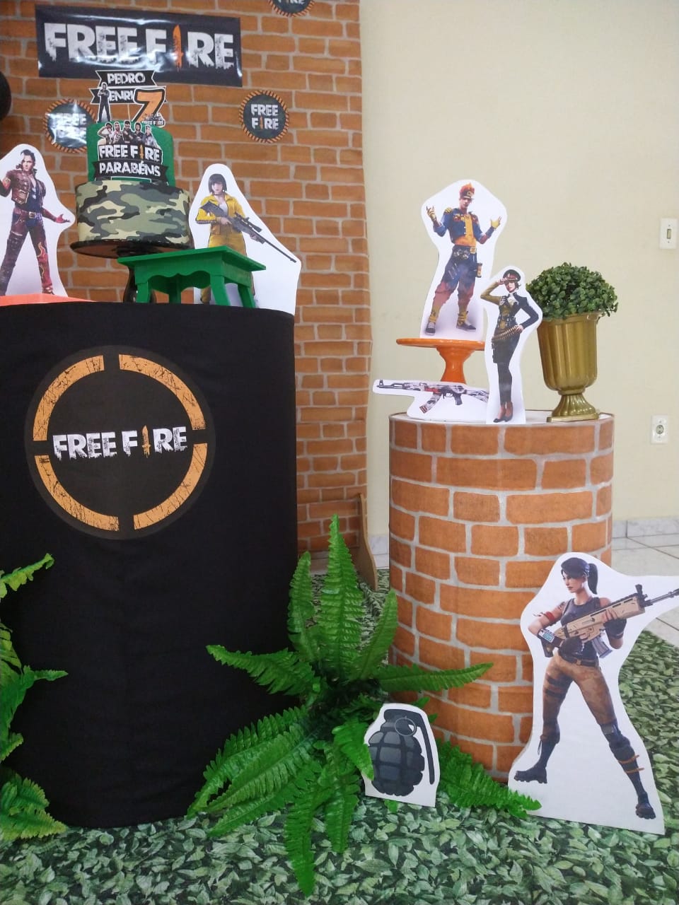 Brincadeiras e Atividades Temáticas para Aniversário Free Fire