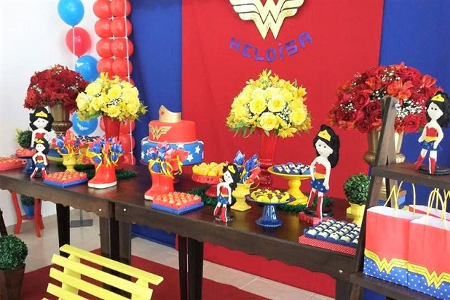Festa Mulher Maravilha: Dicas Essenciais para um Aniversário de Heroína